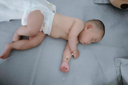 舞钢宝宝短发型女